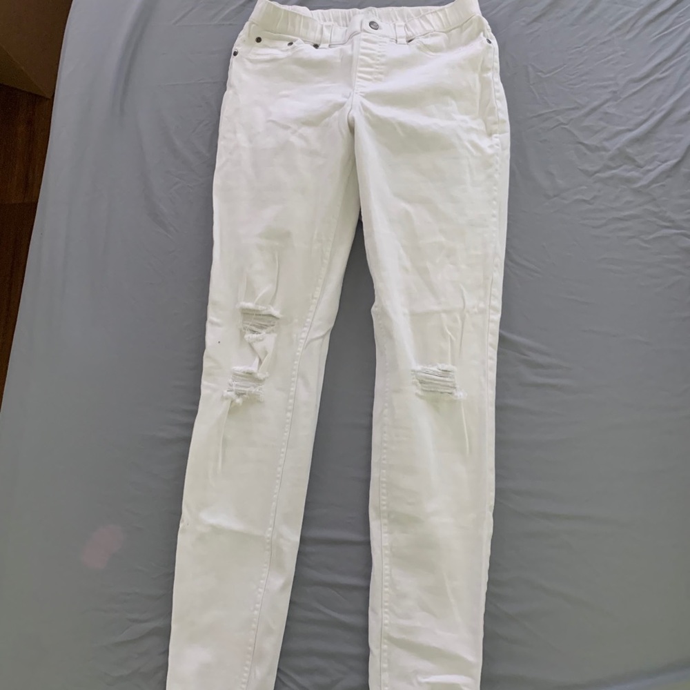White jeans